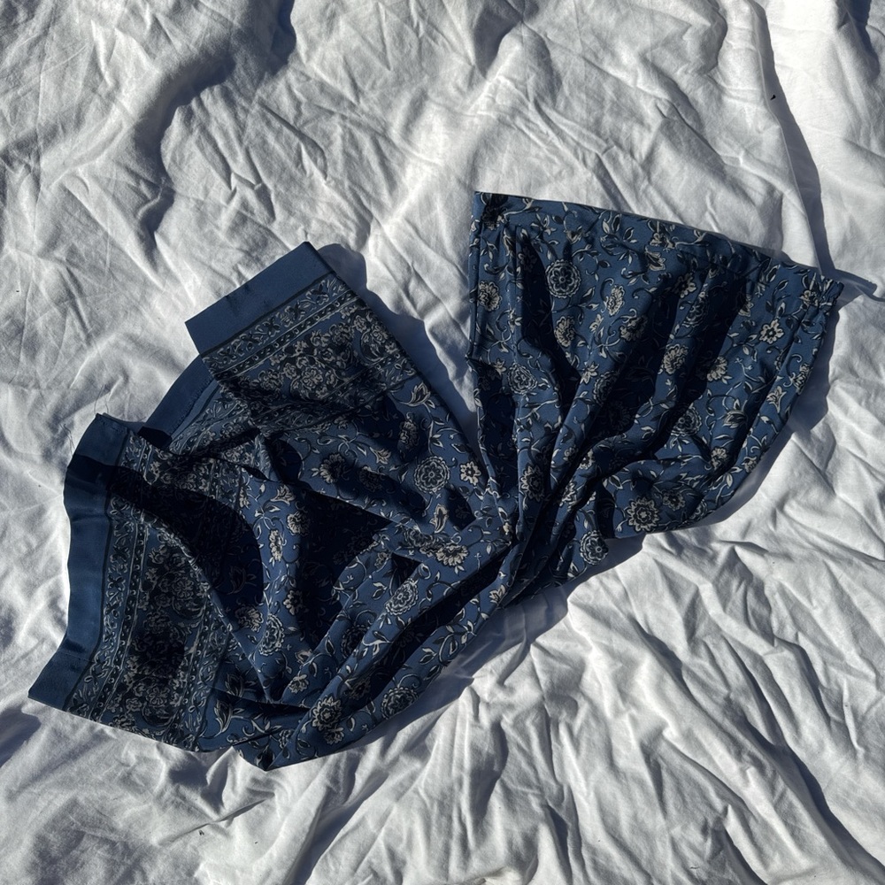 Vintage Blue Floral Patterned Skirt